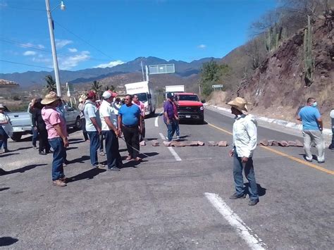 Cierran paso en Tequisístlán en el Istmo La Onda Oaxaca