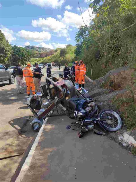 Entregador de gás morre ao sair da pista e bater cabeça em pedra às