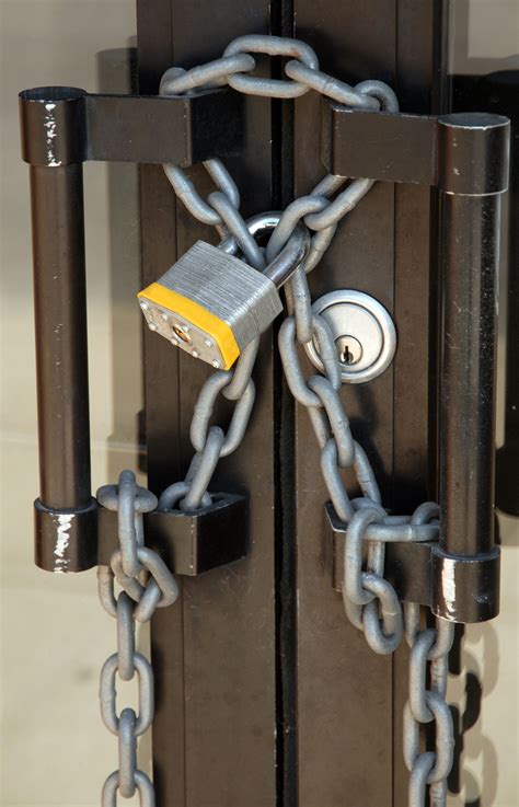 What Happens To My Student Loans If My School Closes? | Student Loan Law