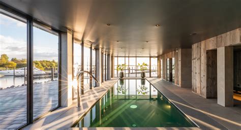 Wellnesshotel In Zeeland Am Wasser Resort Oesterdam