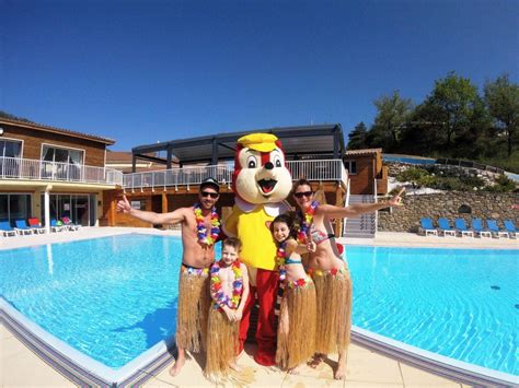 Camping Les Bois Du Châtelas Yelloh Village In Bourdeaux