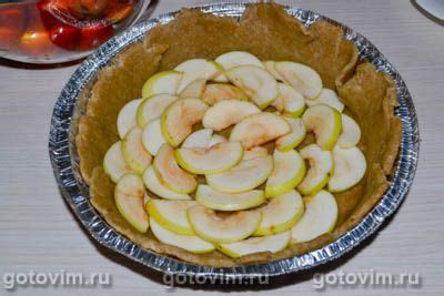 Постная ржаная галета с яблоками и сливой . Рецепт с фото