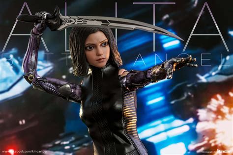Hot Toys Alita Battle Angel Figround