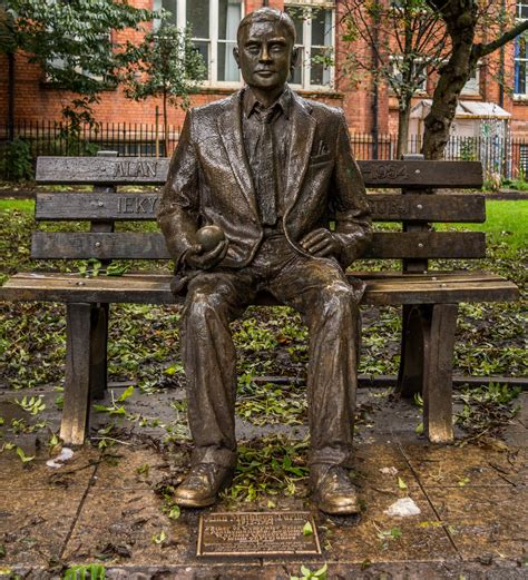 Alan Turing Statue : Alan Turing | Statue of Alan Turing, hunched over ...