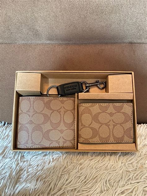 Coach Mens Wallet Luxury Bags And Wallets On Carousell