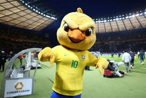 Canarinho Pistola Consegue Liberação Para Entrar Na Arábia E Acompanhar