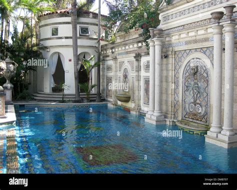 The Mer Home Of Italian Designer Gianni Versace Miami Mansion Casa