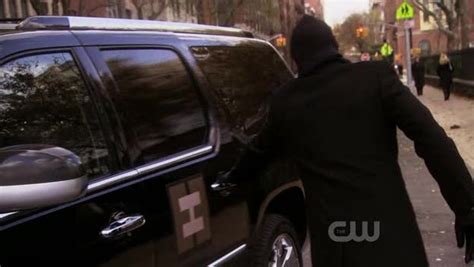 Imcdb Org Cadillac Escalade Esv Gmt In Gossip Girl