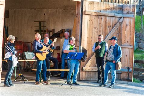 Maibaumaufstellen Wagrain Eine Fotogalerie Aus Wagrain Auf