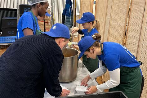 Kpmg Foundation And Community Kitchen Kpmg Belgium