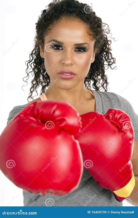 Giovane Pugile Della Femmina Del Brunette Immagine Stock Immagine Di