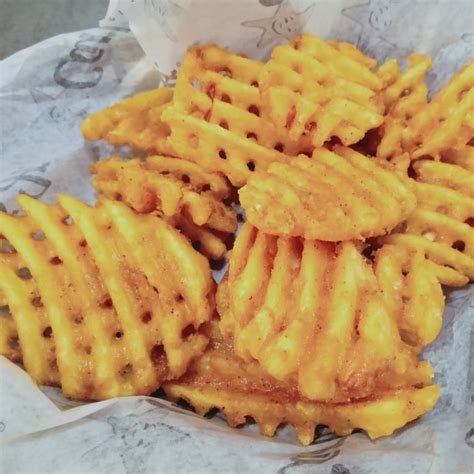 Carl's Jr. Crisscut fries Reviews | abillion