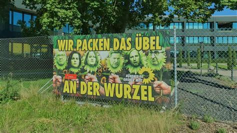 Anti Grünen Banner auch in Hanau aufgetaucht Politiker reagieren empört