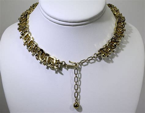 Vintage Trifari Pearl And Gold Necklace Etsy
