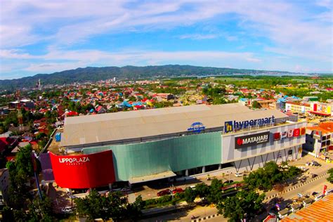 Foto Mal Di Kendari Bisa Jadi Tempat Wisata Belanja Halaman