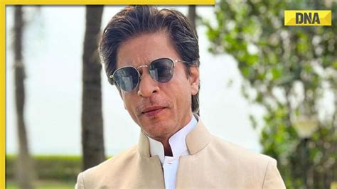 Bewakoof Hone Ki Shah Rukh Khan Gives Apt Reply To Troll Who Says