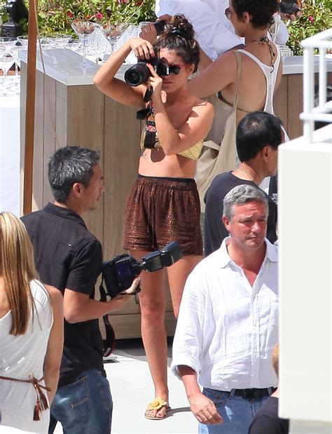 Shenae Grimes Bikini Pictures Waikiki Oct 2010 13 GotCeleb