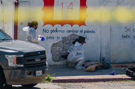 Dejan Maleta Con Restos Humanos Y Narcomensaje Afuera De Base De La