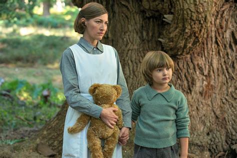 Movie Review Goodbye Christopher Robin Traveling In Heels