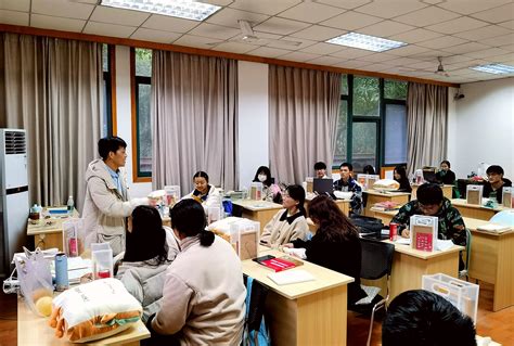 冬日送温暖，研途笃信念——学院领导为考研学子加油鼓劲 西南大学物理科学与技术学院