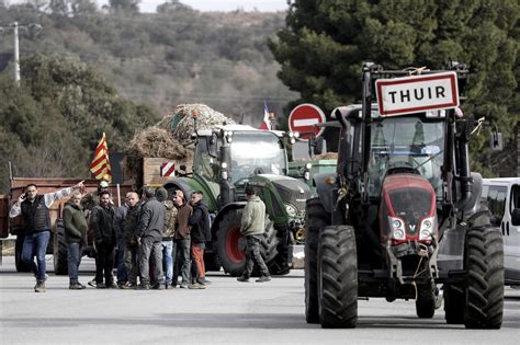 Por qué los agricultores franceses atacan a los españoles y otras