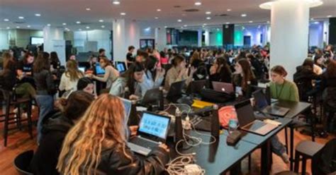 Hackher La Rassegna Dedicata Al Gender Gap Tecnologico Arriva A Genova