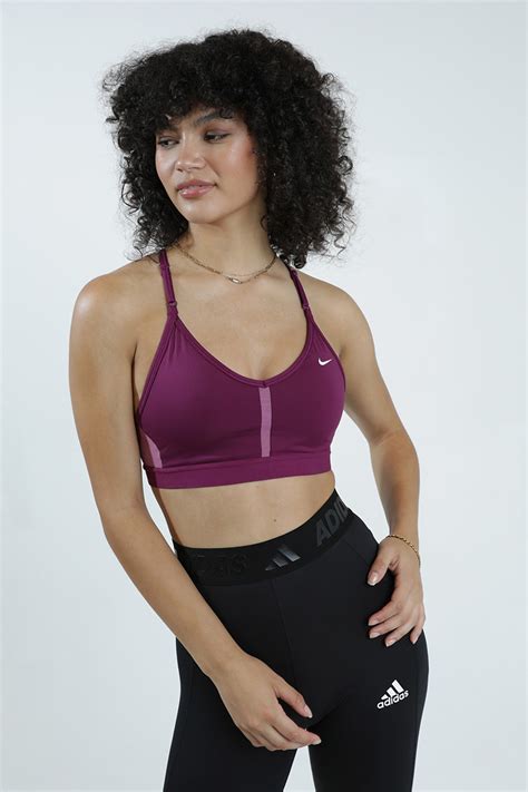 Nike Dri Fit Indy V Neck Sports Bra Sangrialight Bordeauxsangriawhite Stylerunner