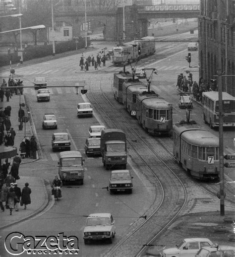 Wroc Awskie Tramwaje I Autobusy W Latach I Tak Je Dzi O Si Po