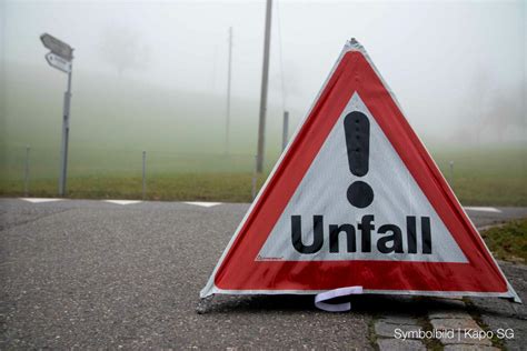 Eggersriet Sg Autofahrer Erfasst Bei Unfall Fussg Nger