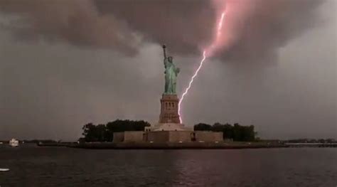 Incredible Yet Spooky Photographer Captures Exact Moment When