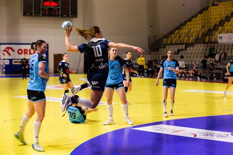 Mks Urbis Gniezno Z Pewn Wygran W Koszalinie Orlen Superliga Kobiet