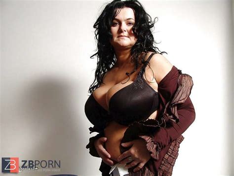 Uber Sexy Reny ZB Porn
