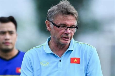 Philippe Troussier Kena Karma Akibat Remehkan Timnas Indonesia U