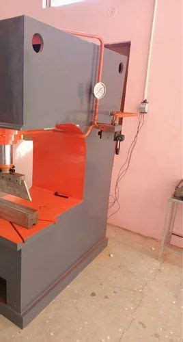 Mild Steel H Frame Hydraulic Press Capacity Ton At Rs In