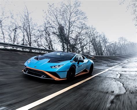 Huracan Sto Preis Lamborghini Huracan Sto Revealed As Race