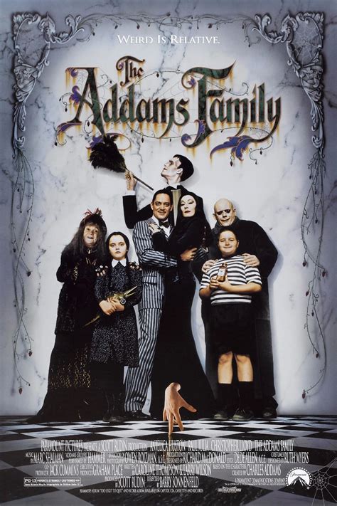 The Addams Family Cosplay Perfectly Replicates The '90s Movie Gomez