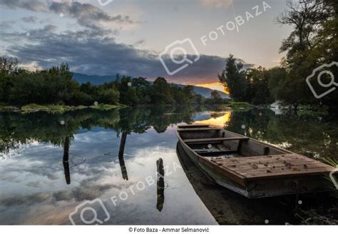 Lađa preuzmite fotografiju Foto Baza