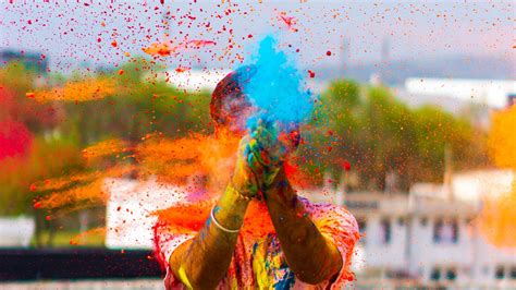 15 Must Visit Places To Celebrate Holi Festival In India