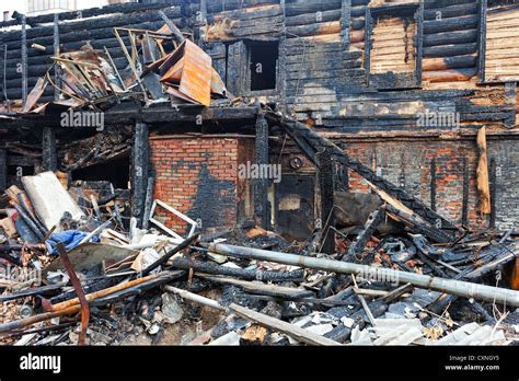 Burned Down House Hi Res Stock Photography And Images Alamy