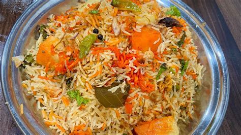 Aloo Pulao Biryani Recipe گوشت کو بھول جاہیں گے جب آلو کی یخنی بریانی