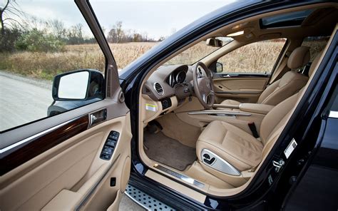 2012 Mercedes-Benz GL550 4Matic - Editors' Notebook - Automobile Magazine