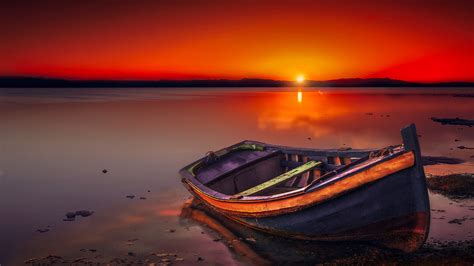 Boat On Lake Horizon Calm Red Sky During Sunset Afterglow K Hd Red