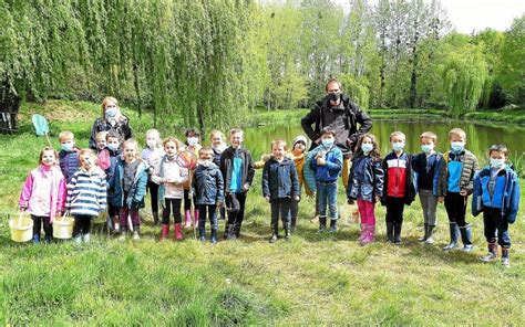 Plestan Les Enfants De L Cole Sainte Marie La P Che Au Plan Deau