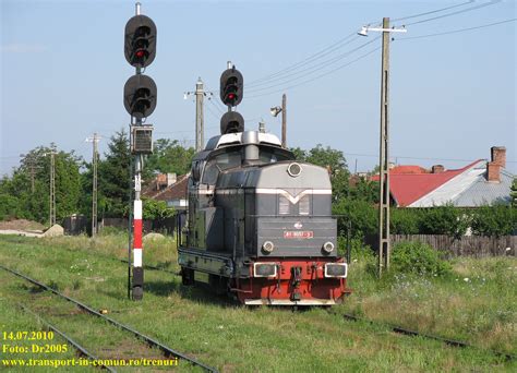 Galerie foto: Locomotive Diesel hidraulice Seria 81 (LDH125) şi 84 ...