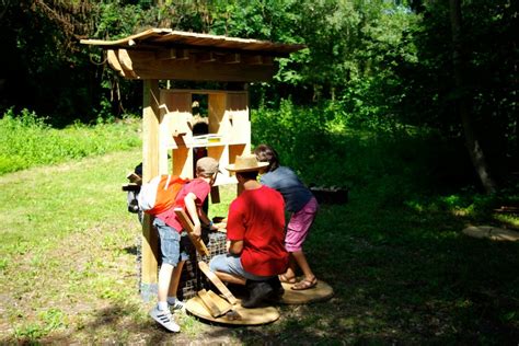 H Tel De Vie Scolaires Les Jardins Respectueux