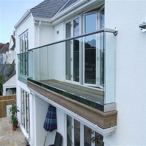 U Channel Base Frameless Glass Railing Aluminium U Channel Railing