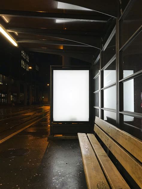 Free Citylight Poster At Bus Station Mockup Psd Psfreebies