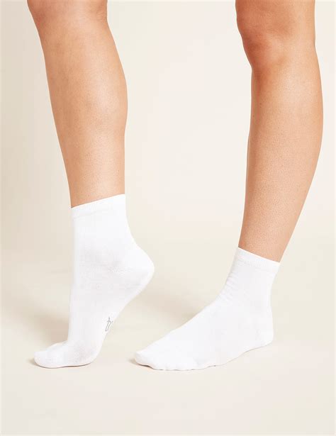 Women's Everyday Quarter Crew Socks | White | Bamboo Socks – Boody USA