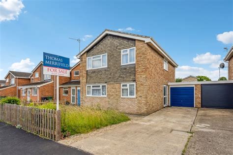 4 Bed Detached House For Sale In Cherbury Green Grove Wantage Ox12