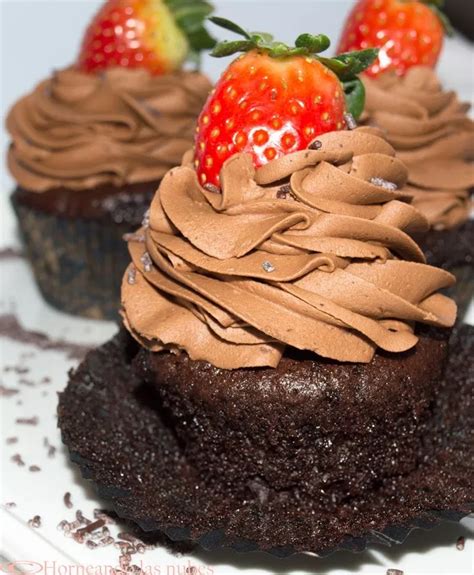 Cupcakes De Chocolate Y Fresa Receta Cupcakes De Chocolate